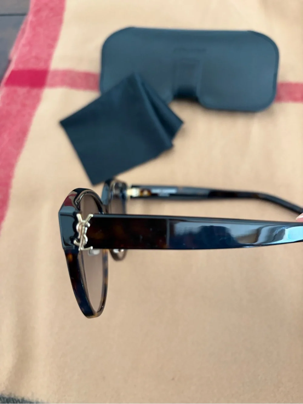 Saint Laurent saint laurent
